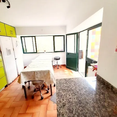 Seagull House * Peniche